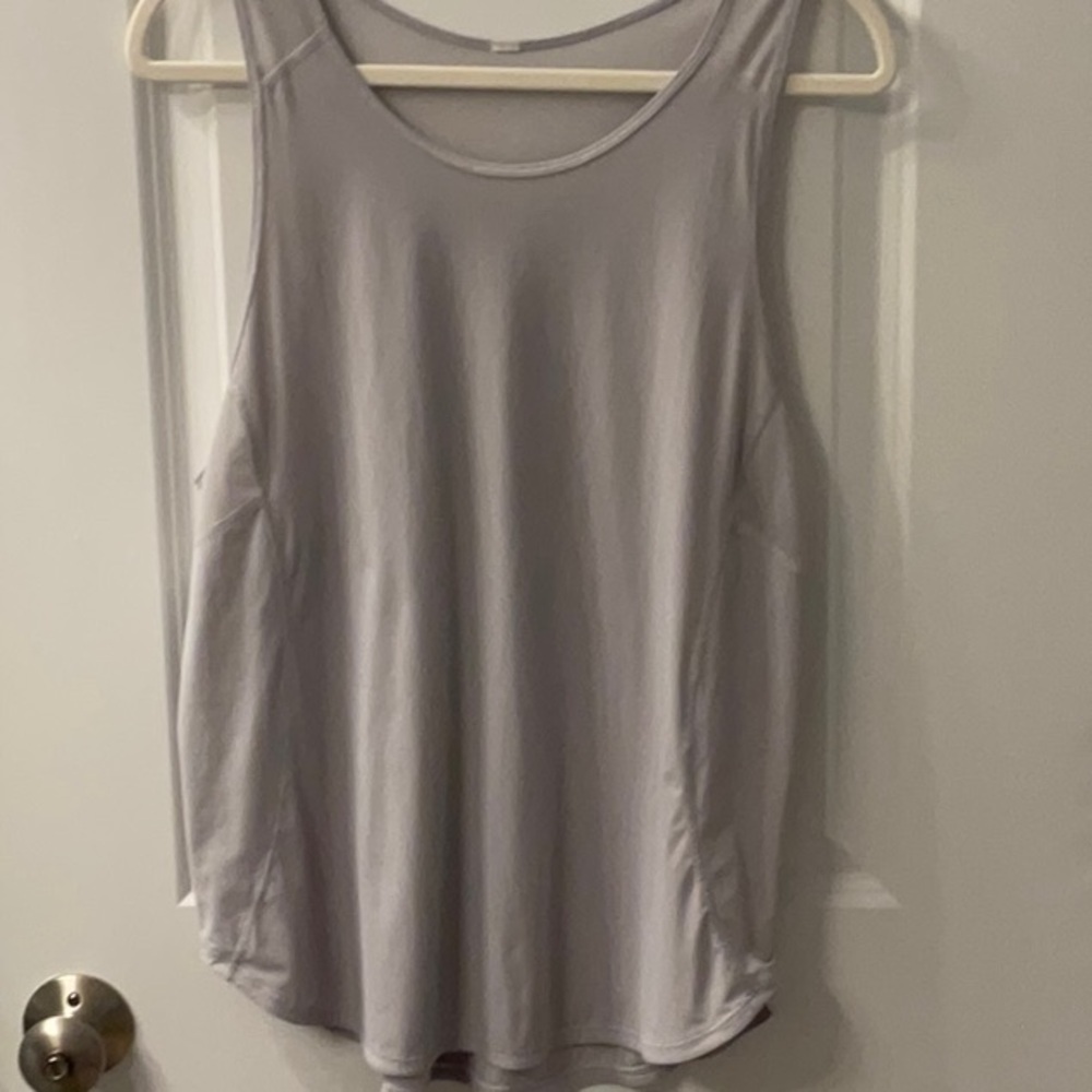 Lululemon Athletica Gray Sleeveless Relaxed Tank Top